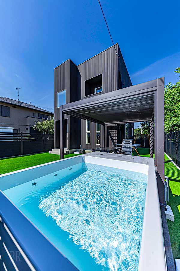 Galaxy Jacuzzi Resort